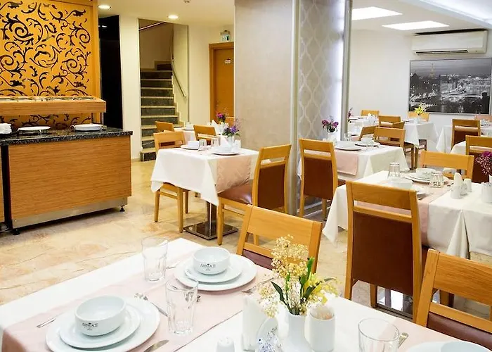 Отель Aspalace The Old