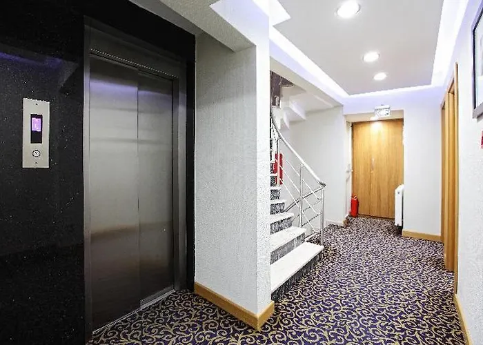 Отель Aspalace The Old Стамбул