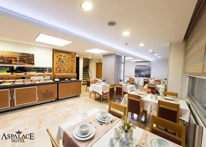 Отель Aspalace The Old 3*